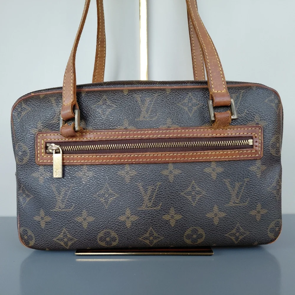 Louis Vuitton Brown Monogram Shoulder Bag - Picture 5 of 9